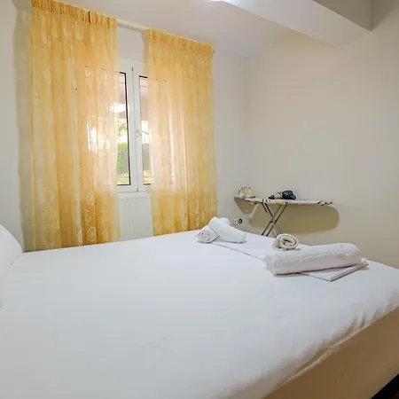 Vrion Apartment *