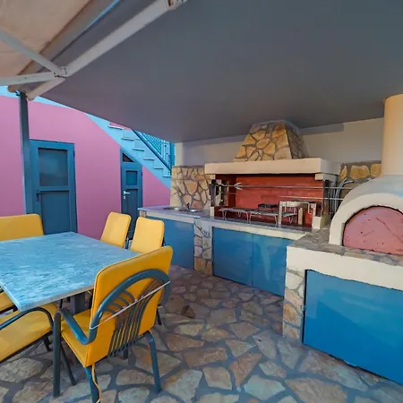 Apartment Vrion